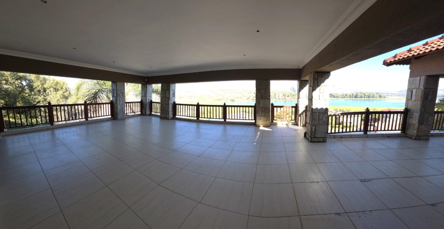 4 Bedroom Property for Sale in Ifafi North West